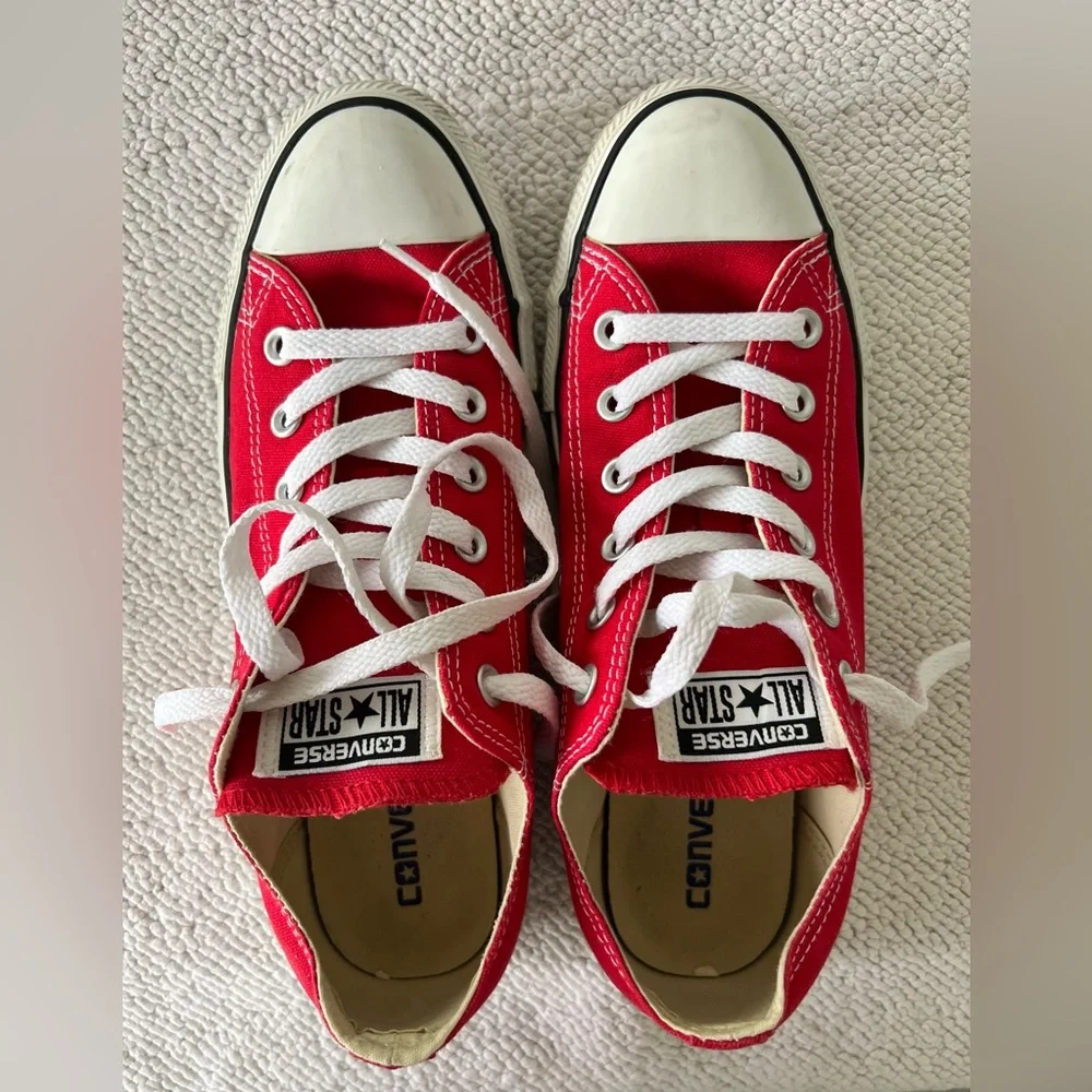 Converse Chuck Taylor All Star Low-Top Sneaker - Red / Size: 7 Mens / 9 Women’s - Picture 3 of 12